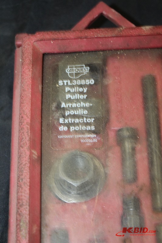 lot 87 image: Pully Puller