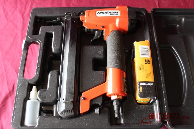 lot 101 image: FireStorm 18 Ga Brad Nailer