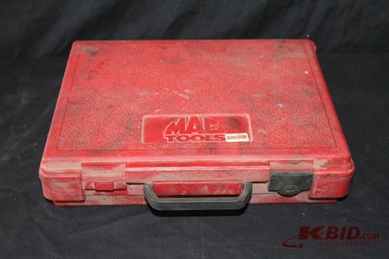lot 114 image: MAC Tools Air Hammer