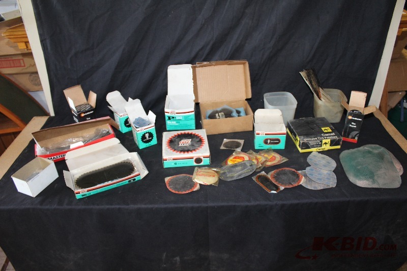 lot 126 image: 126...