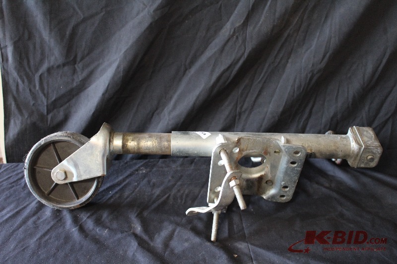 lot 146 image: Trailer Jack