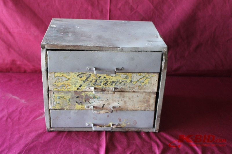 lot 169 image: Parts Bin  Drawers