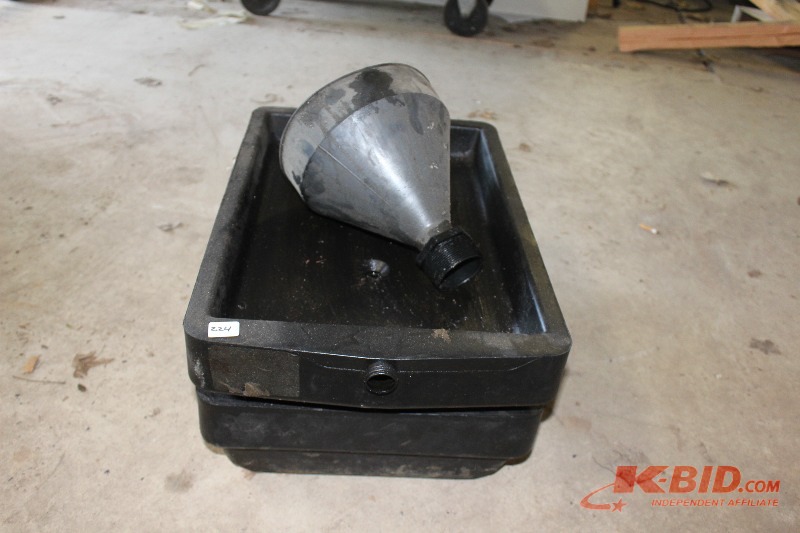 lot 224 image: Oil Change Pan  Funnel