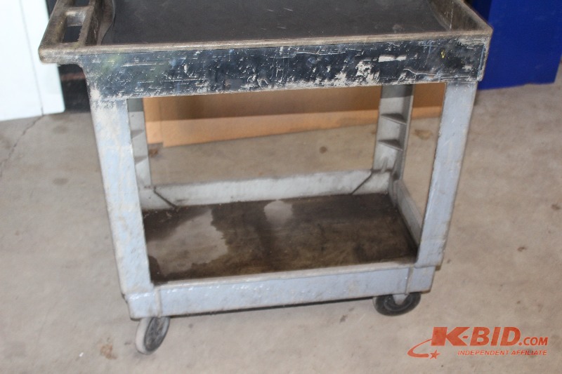 lot 220 image: Shop Cart