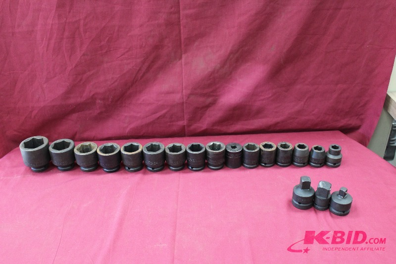 lot 233 image: 34 Drive Impact Sockets