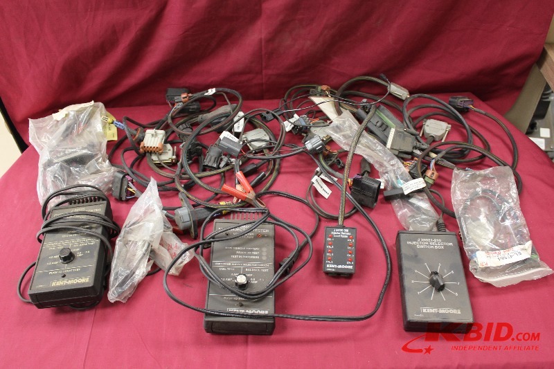 lot 261 image: Kent-Moore Fuel Injector Tester Kit