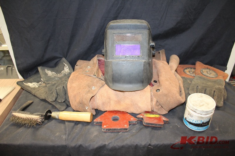 lot 262 image: Welding Mask and Supplies