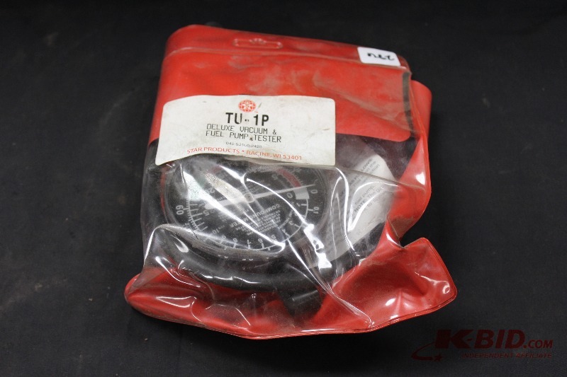 lot 286 image: Deluxe Vacuum & Fuel Pump Tester