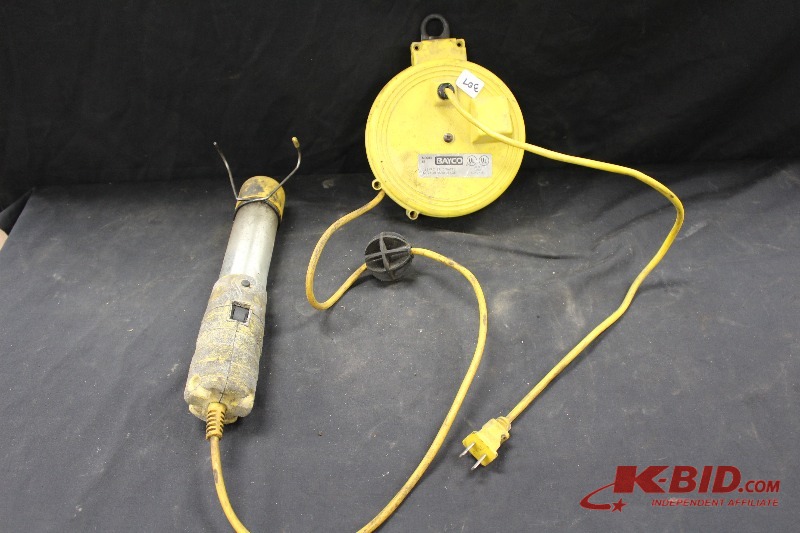 lot 307 image: Shop Light