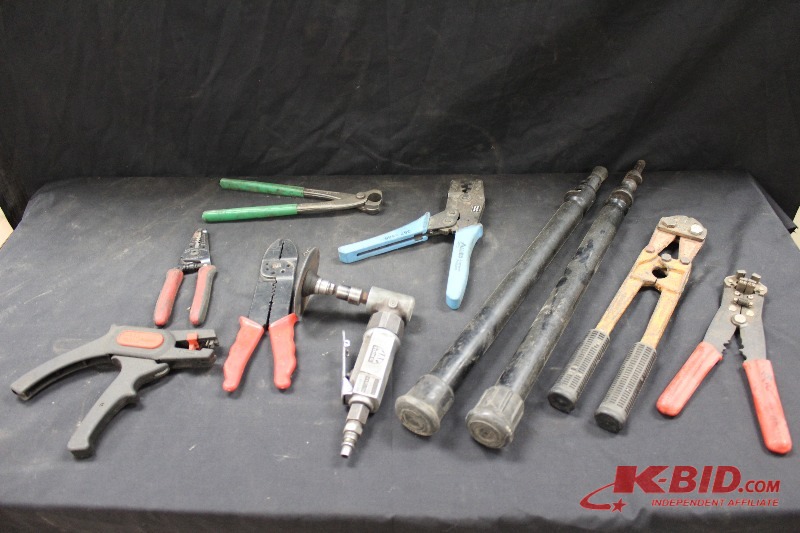 lot 311 image: Wire Snips  Strippers