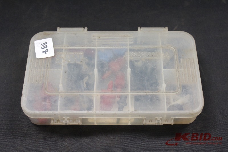 lot 338 image: Plastic Valve Fittings
