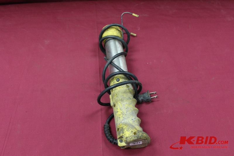 lot 341 image: Shop Light