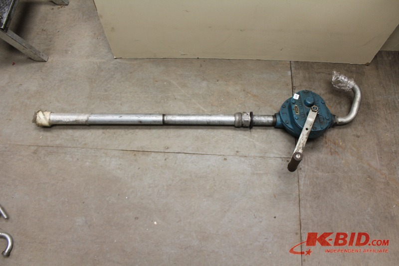lot 388 image: Oil Pump
