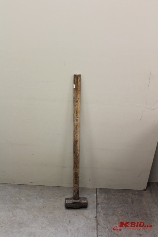 lot 415 image: Sledge Hammer