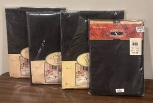 lot 125R image: LL - New Charter Club Cotton Rich & Prima Vera Damask Black Tablecloths