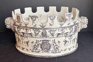 lot 136R image: LR - United Wilson Monteith Porcelain Centerpiece Bowl