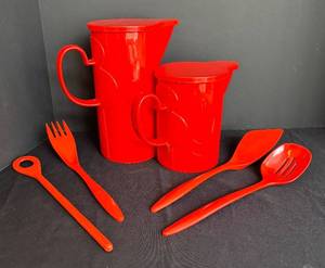 lot 153R image: LR - Dansk Gourmet Designs Pitcher Set with Rosti Design Utensils