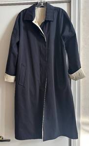 lot 317R image: MB - Max Mara NavyBeige Reversible Coat - Size 14 Made in Italy