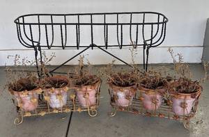 lot 320R image: G - Planter Stand Set - Outdoor Garden Decor