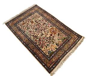 lot 4D image: DR -Turkish Silk Rug - Vintage Hand-Knotted Tree of Life Floral Design, 39.5 x 59 in