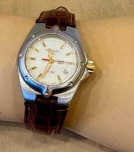 lot 44J image: Tissot 1853 Ladies Wristwatch - 200m Water Resistant - Leather Strap