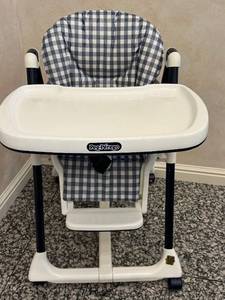 lot 294D image: DR - Peg-Perego Prima Pappa High Chair - White Tray & Navy Check Cushion