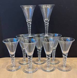 lot 338R image: DR - Lovely Vintage Crystal Stemware