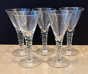 lot 341R image: DR - Twisted Vintage Stem Crystal Wine Glasses