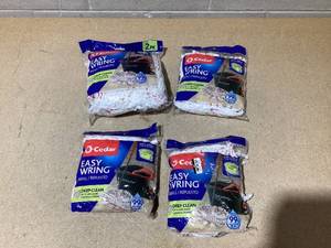 lot 262 image: LOT OF 4 O-Cedar EasyWring Deep Clean Mop Head Replacements (1) Double Pack (3) Single Packs