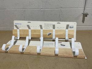 lot 288 image: LOT OF 2 Brightroom Mixed Material 5 Hooks Rail Matte White - Wall Mounted Decorative Hook Rack, Steel & Rubberwood, 22.5 Length