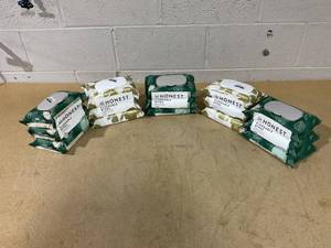 lot 388 image: LOT OF 5 Honest Flushable Wipes