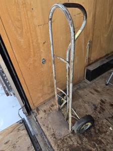 Hand TruckDolly with Pneumatic Wheels (Flat)