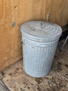 Metal Trash Can with Lid - Starting to rust out on bottom