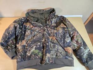 Mossy Oak Camo Jacket - No Tag Assume XXL or XXXL