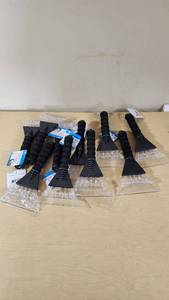 Snow & Ice Scraper Lot