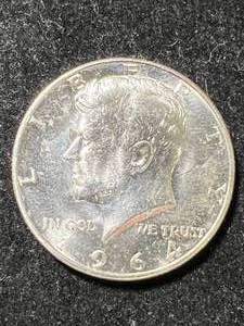 lot 47 image: 1964-D US KENNEDY HALF DOLLAR UNC