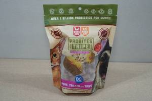 lot 49 image: Boss Pro Bites with Tripe Pork Dog and Cat Treats