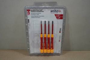 lot 87 image: Wiha Insulated Precision Screwdrivers