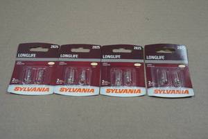 lot 101 image: 4 Sets of Sylvania Longlife Lamps - 2825