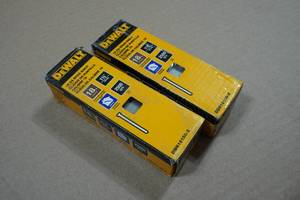 lot 108 image: DeWalt 18 Ga 1.5 Brad Nails