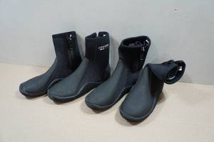 lot 112 image: 3 Pairs Cressi Isla 2.5mm Neoprene Dive Boots - Size 67