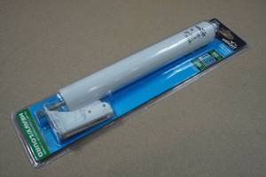 lot 131 image: Wright Heavy Duty Door Closer