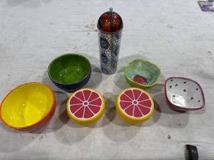 lot 1864 image: Assorted Ceramic Bowls & Tumbler