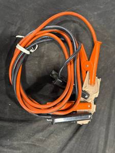 lot 1872 image: Automotive Jumper Cables