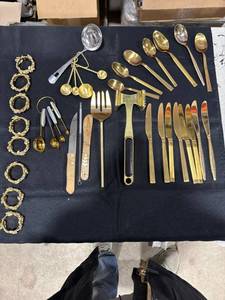 lot 1922 image: Gold-Toned Kitchen Utensil & Napkin Ring Lot