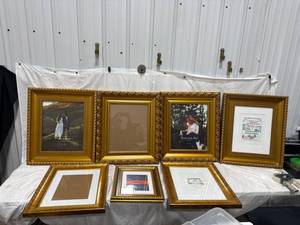lot 1985 image: Assorted Gold Picture Frames