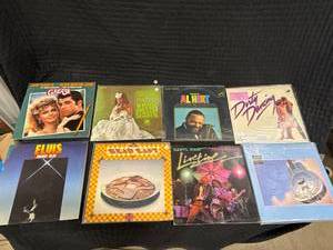 lot 1989 image: Vintage Vinyl Record Album Lot