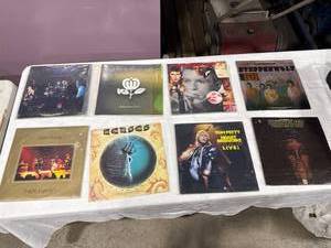 lot 1995 image: Classic Rock Vinyl Album Lot