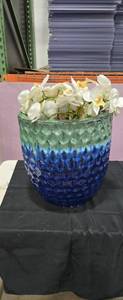 lot 2016 image: Ceramic Ombre Planter with Flowers