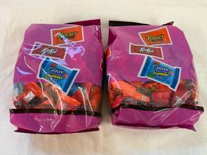 lot 204 image: MM. 2x Party Size Mix of Reeses, KitKat & Jolly Rancher Gummie Minis